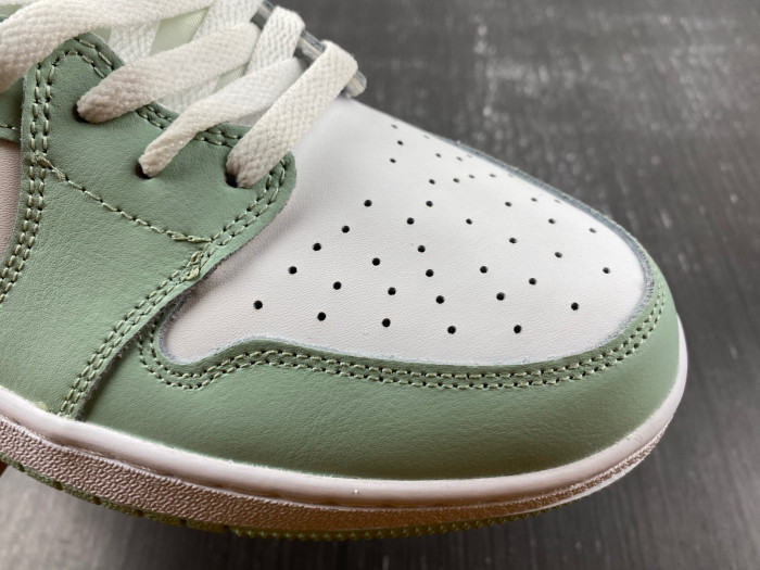 jordan 1 low ajl0526