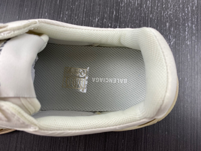 Ba*len*cia*ga triple s sneaker 80000135