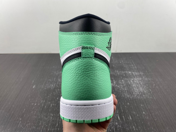 air jordan 1 high og “green glow” dz5485-130