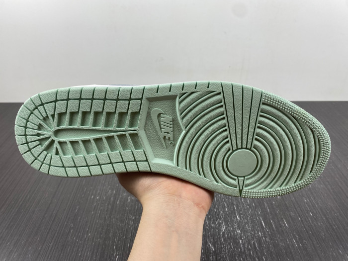 jordan 1 low ajl0526