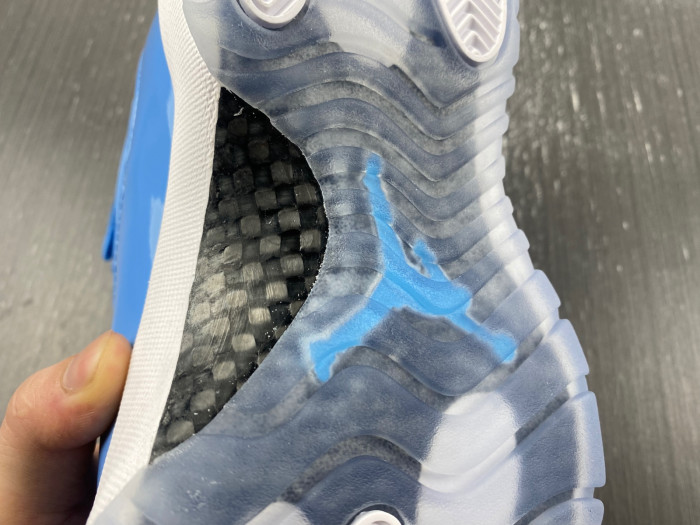 jordan ultimate gift of flight 717602-900