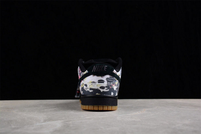 S*p*e x ramm:ell zee x nike sb dunk low fd8778-001