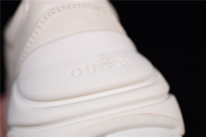 G*u*i* rhyton sneaker