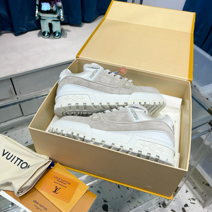 lv snekaers l0000220