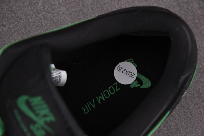 nike sb dunk low “classic green” bq6817-302