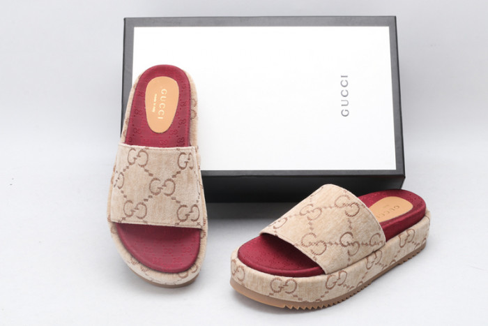 G*u*i* sandal85
