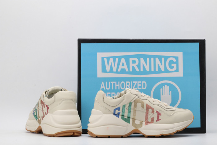 G*u*i* rhyton sneaker