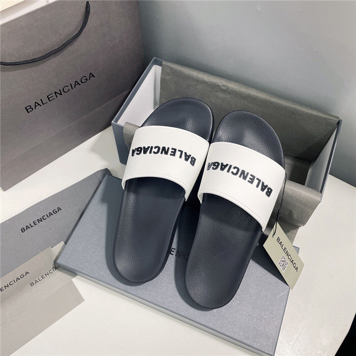 balenciag* sandal bs45