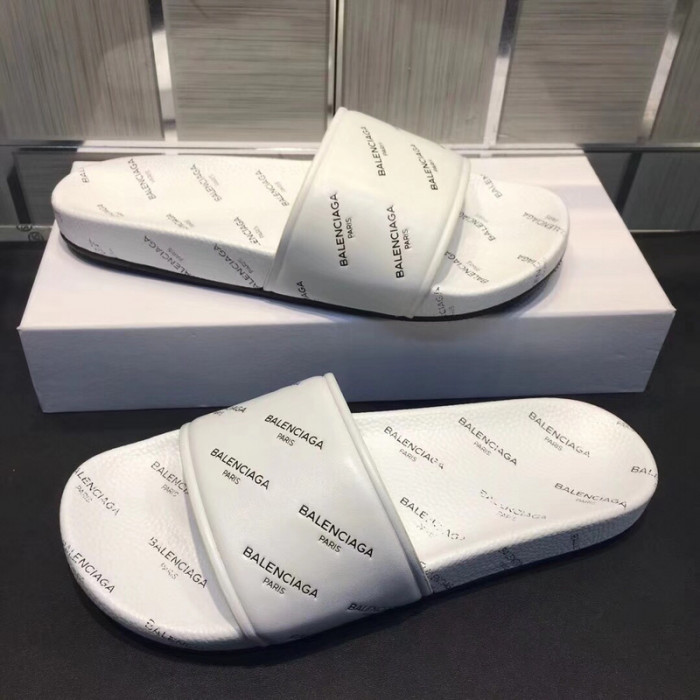 balenciag* sandal bs34