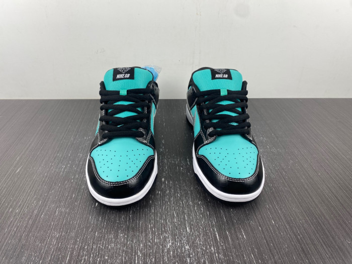 nike dunk sb low D1am0nd s*pply co. "t*f*ny" 304292-402