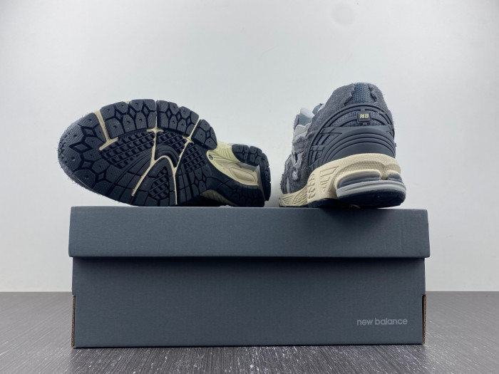 new Balance x WTAPS 2020 DFY26