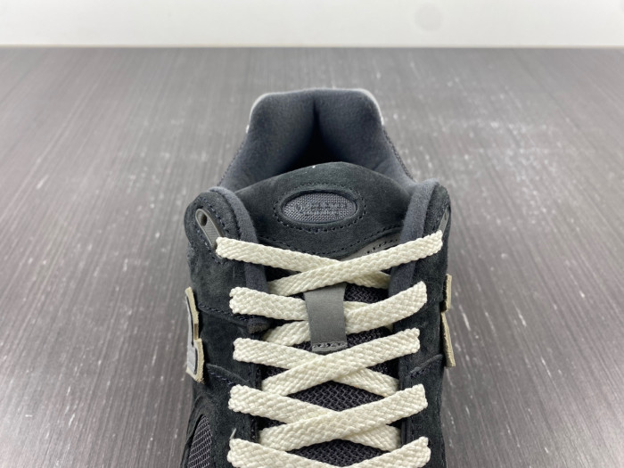 Bape x New Balance 2002R M2002RHO DFY9