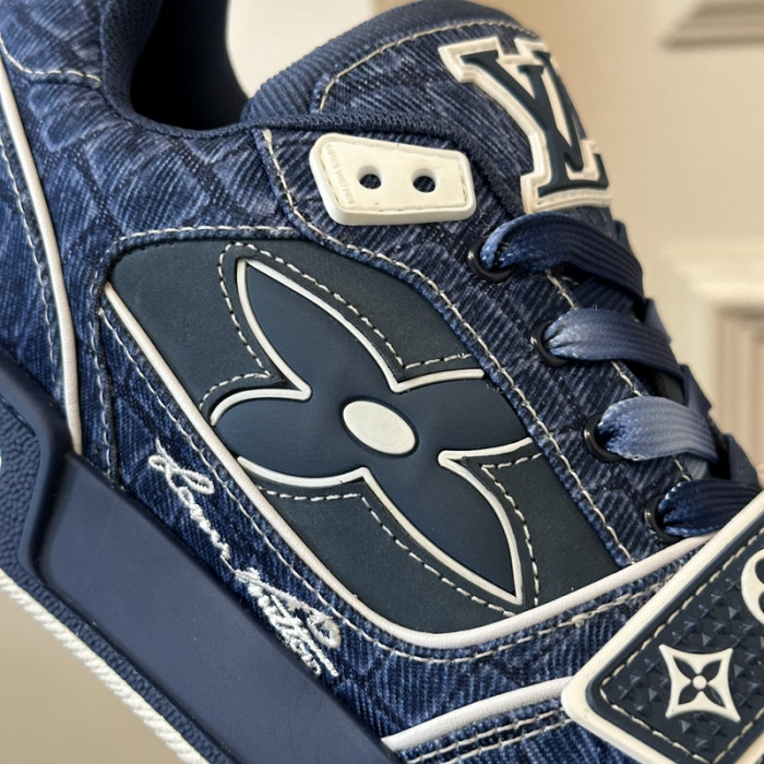 LV snekaers L0000460