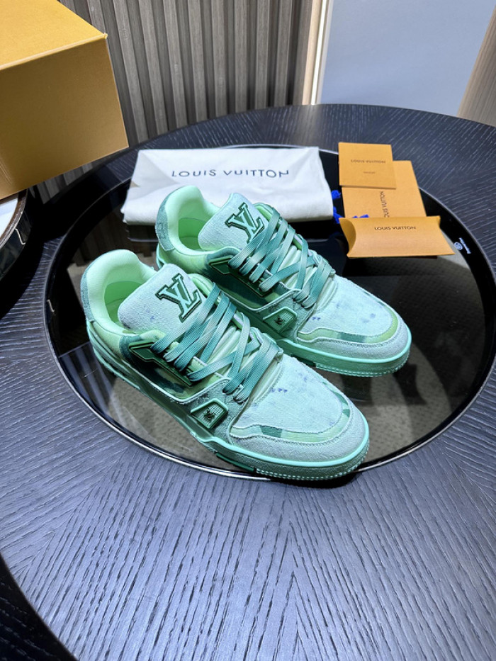 LV snekaers L0000354