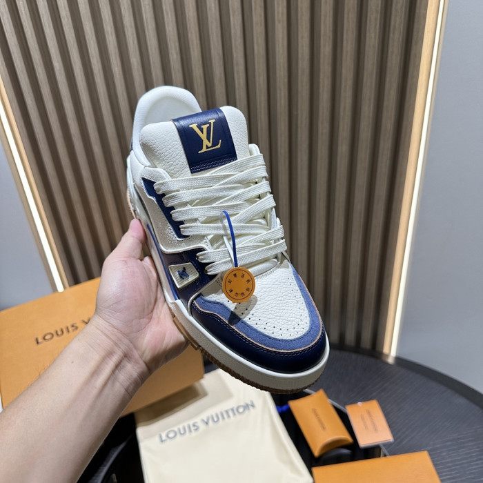 LV snekaers L0000742