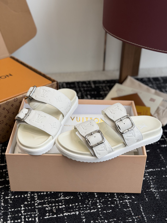 L&V sandal 280