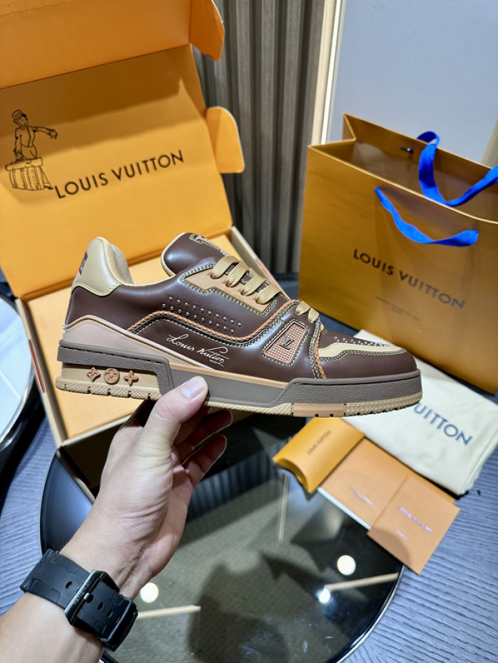 LV snekaers L0000357