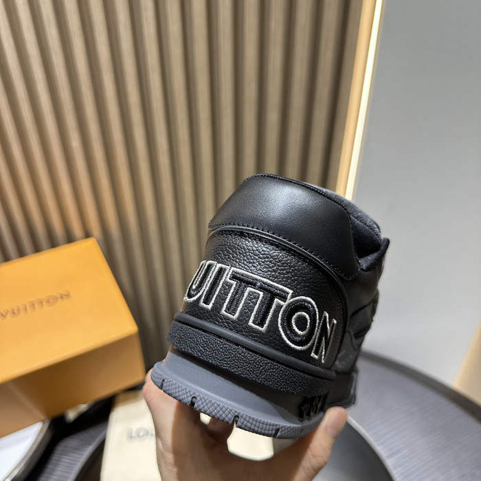 LV snekaers L0000698