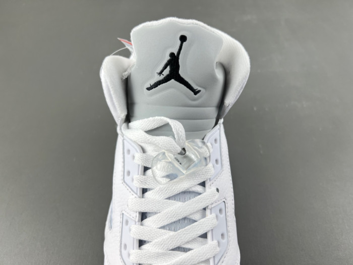 AIR Jordan 5 Retro White Metallic (2026) HQ7978-103