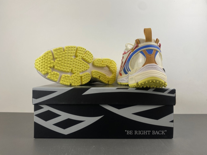 Off-White Be right back OWIA289F53