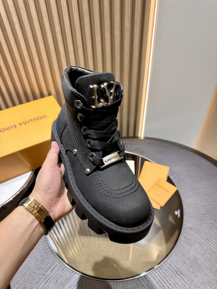 LV Boots L0000391