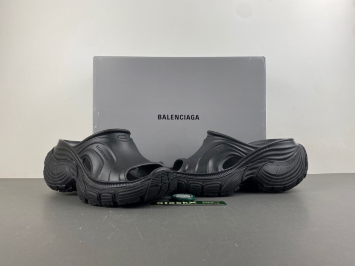 Balenciag* Sandal BS128