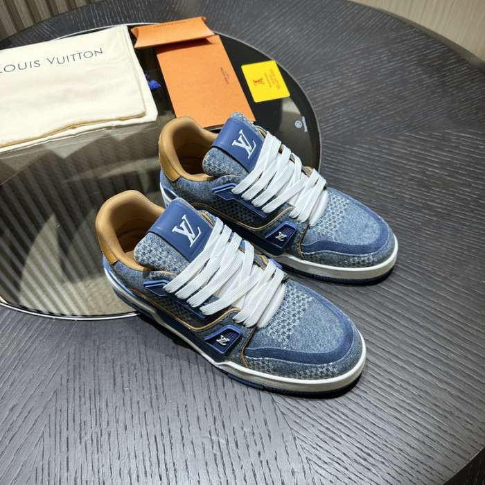 LV snekaers L0000437