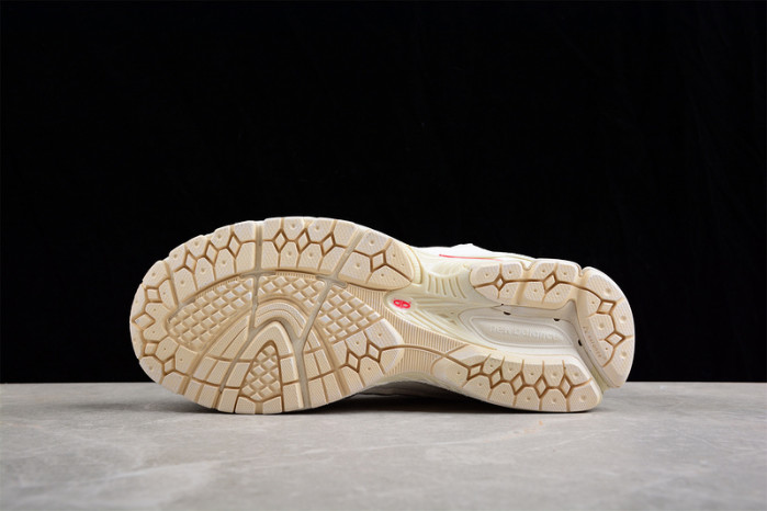 New Balance 2002 M2002RDC