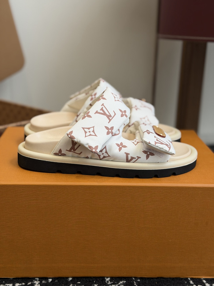 L&V sandal 251