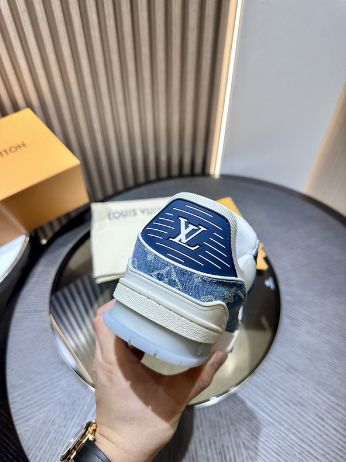 LV snekaers L0000415