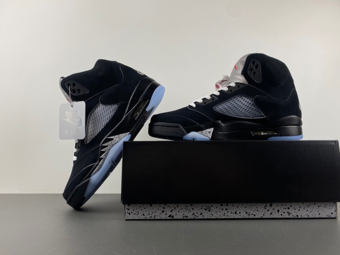 Air Jordan 5 “Black Metallic Reimagined” HF3975-001