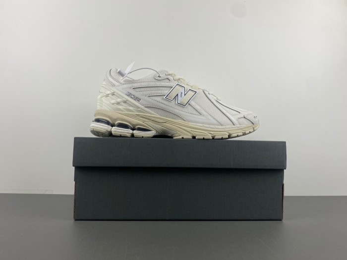 New Balance 1906R Pastel Pack M1906RWW