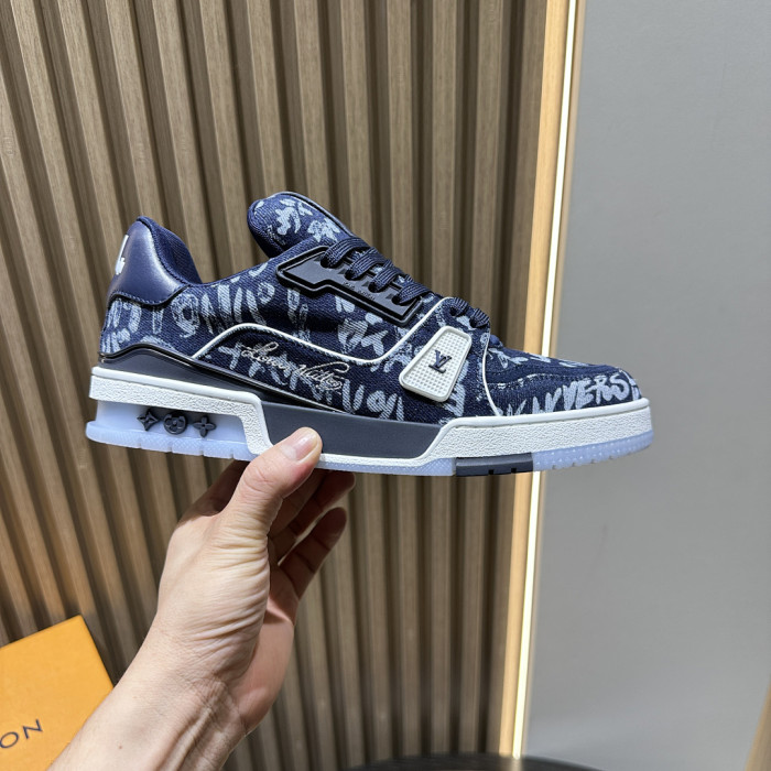 LV snekaers L0000681