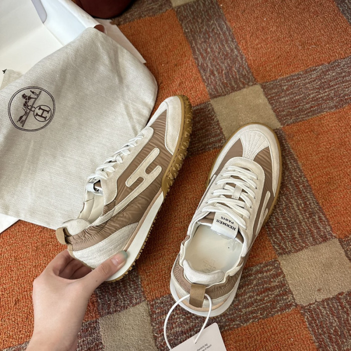 H**me5 snekaers hm043