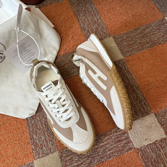 H**me5 snekaers hm043