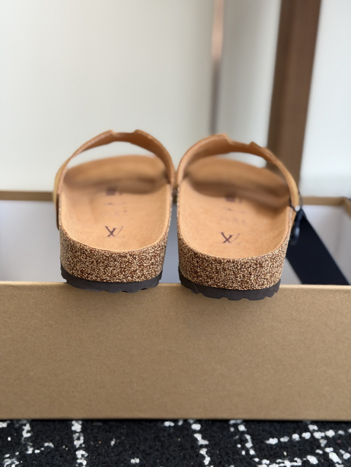 L&V sandal 261