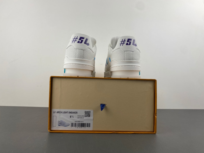 LV snekaers L0000639