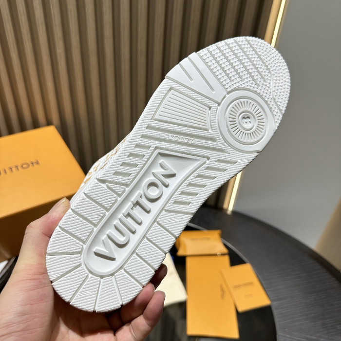 LV snekaers L0000874