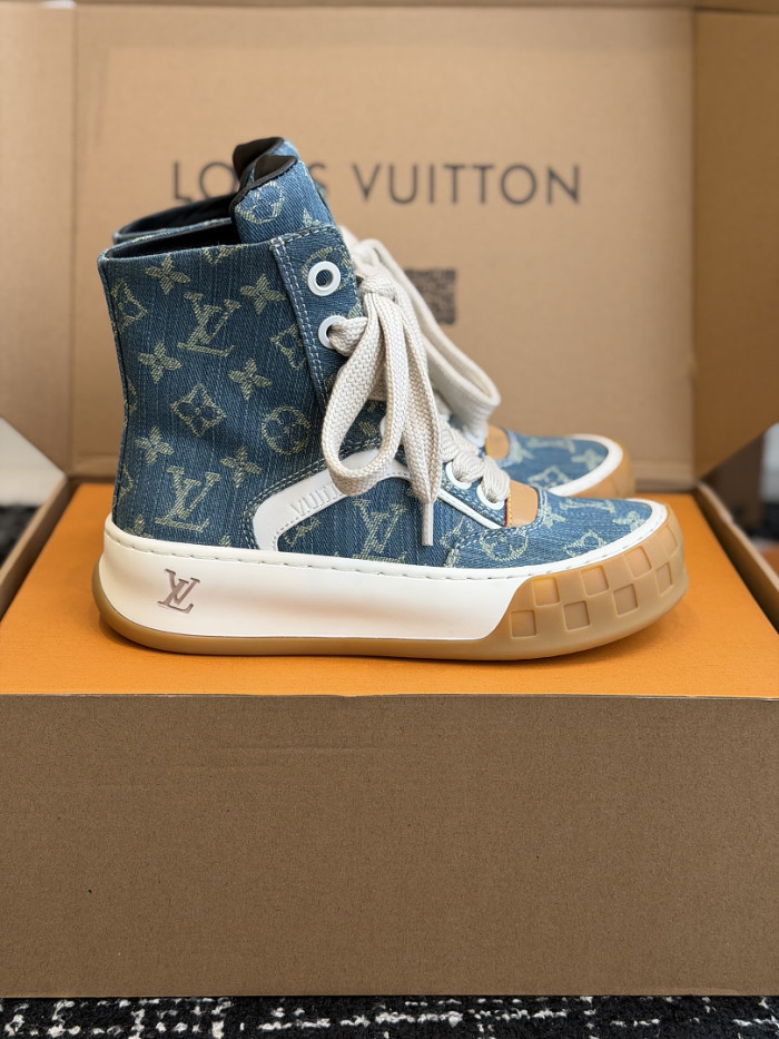 LV sneakers L0000855
