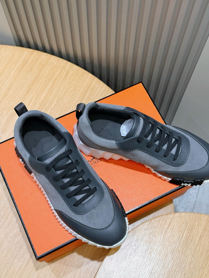 H**me5 snekaers hm104