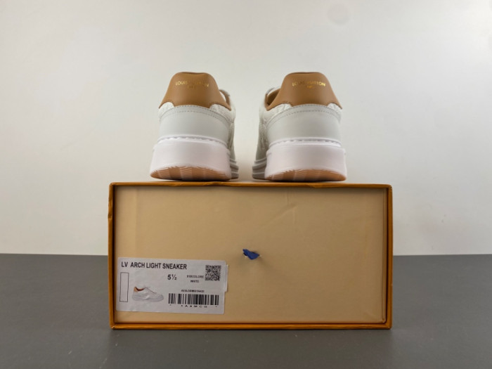 LV snekaers L0000665