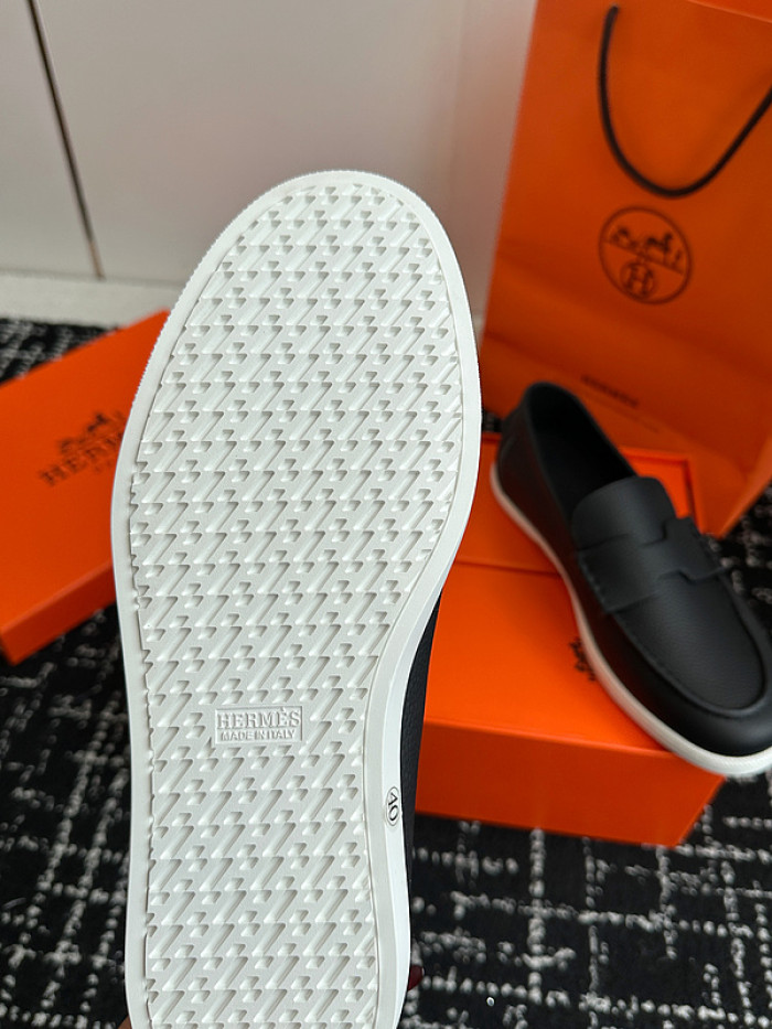 H**me5 loafers hm092